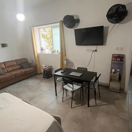 Apartment Cosy In Swieqi *